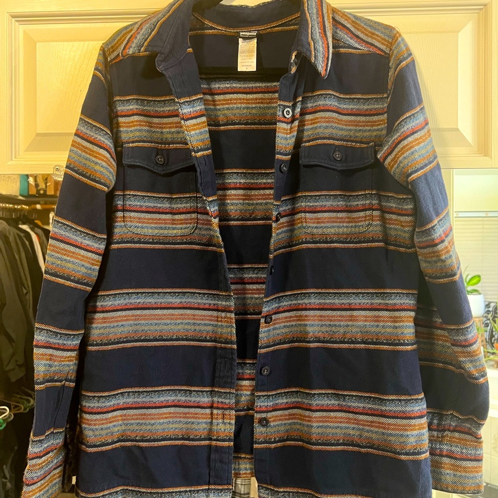 Patagonia women’s flannel
